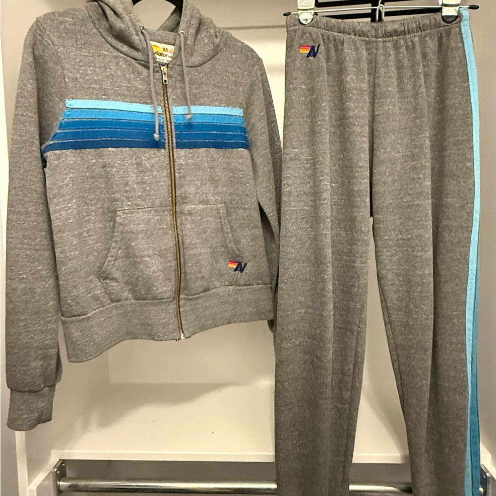 Aviator Nation 5 stripe SET, top size XS and bottoms size S